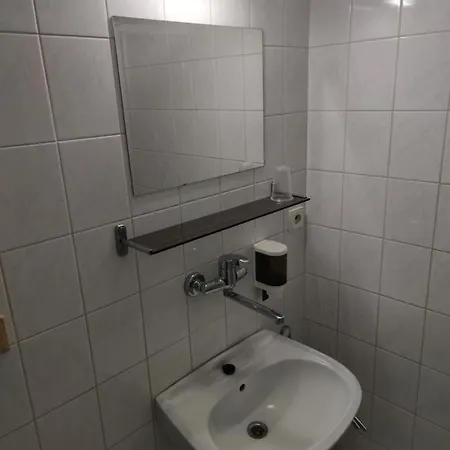 Vales Πανσιόν *